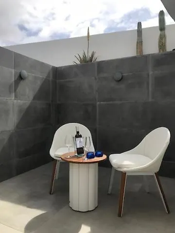 Acogedor Estudio En Urbanizacion Tranquila Famara